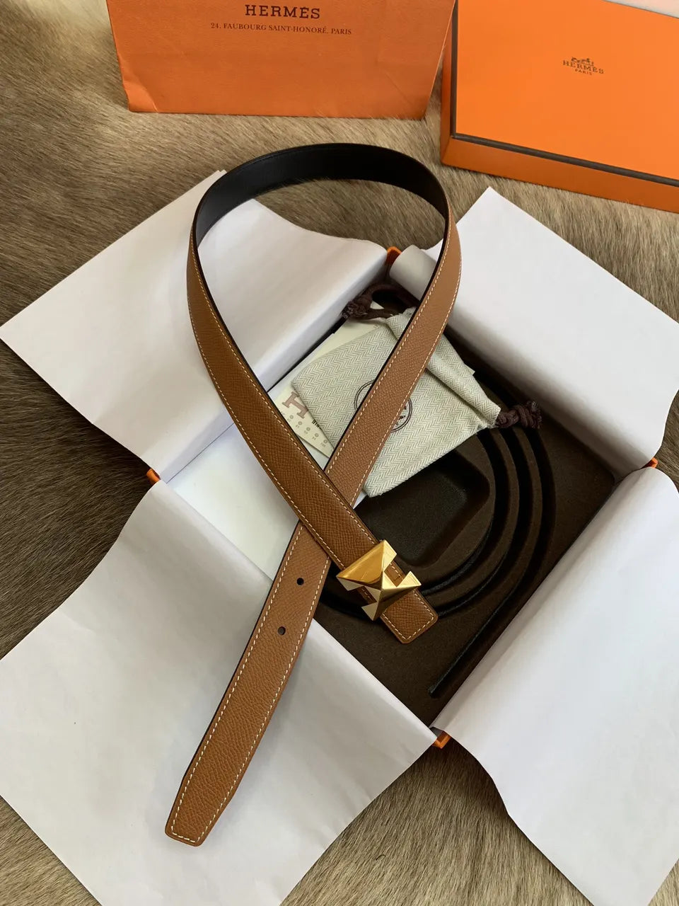 Hermes Gold Pyramid Buckle Caramel Leather Belt - Hình 4