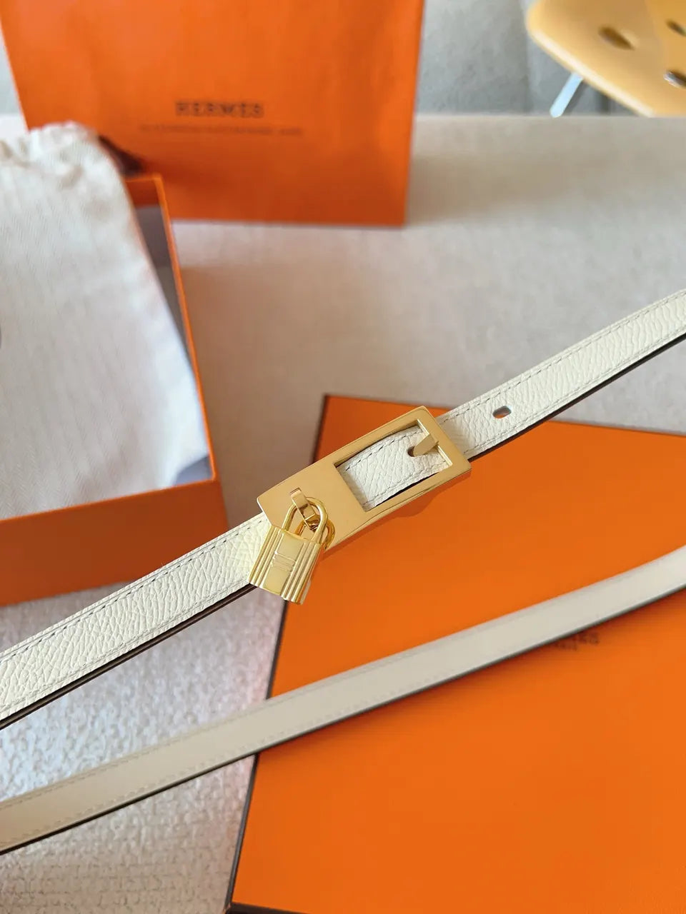 Hermes Ecru Leather Belt - Hình 4