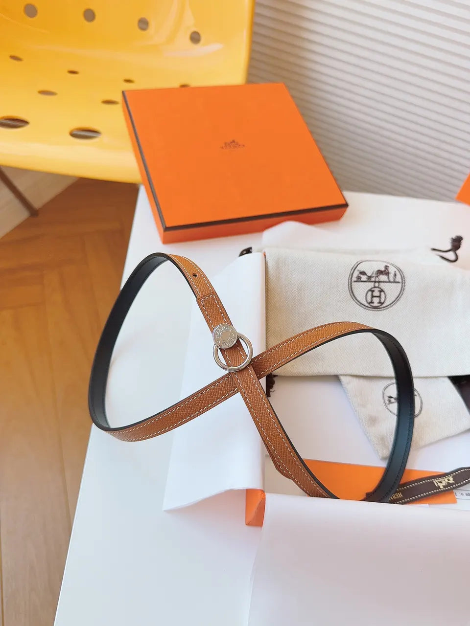 Hermes Tan Leather Bracelet Belt - Hình 6