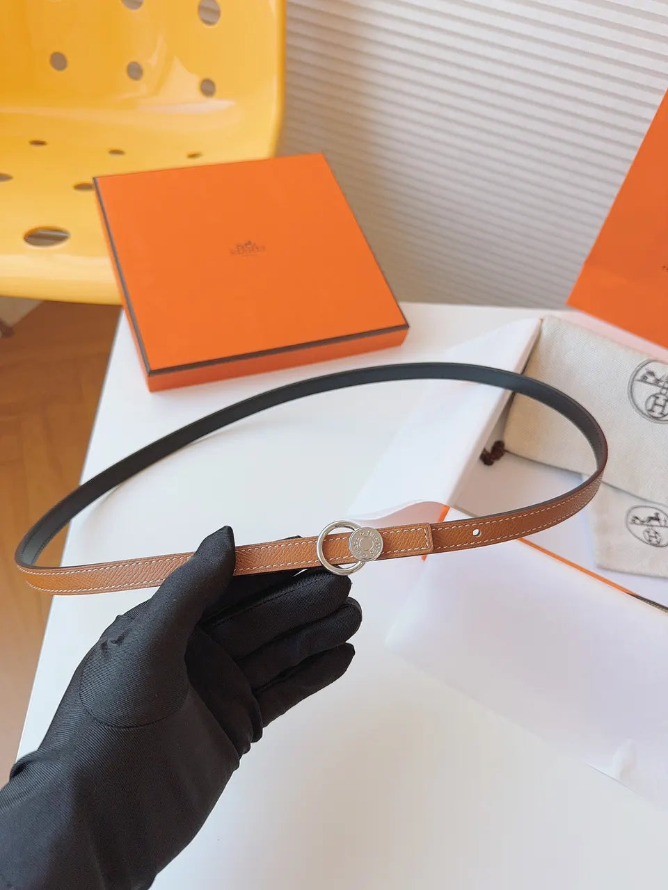 Hermes Tan Leather Bracelet Belt - Hình 2