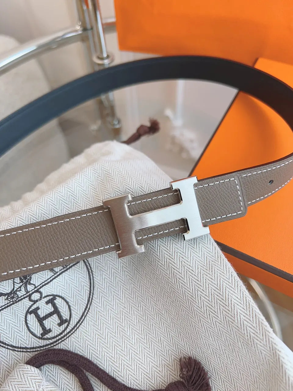 Hermes Taupe Leather - Hình 5