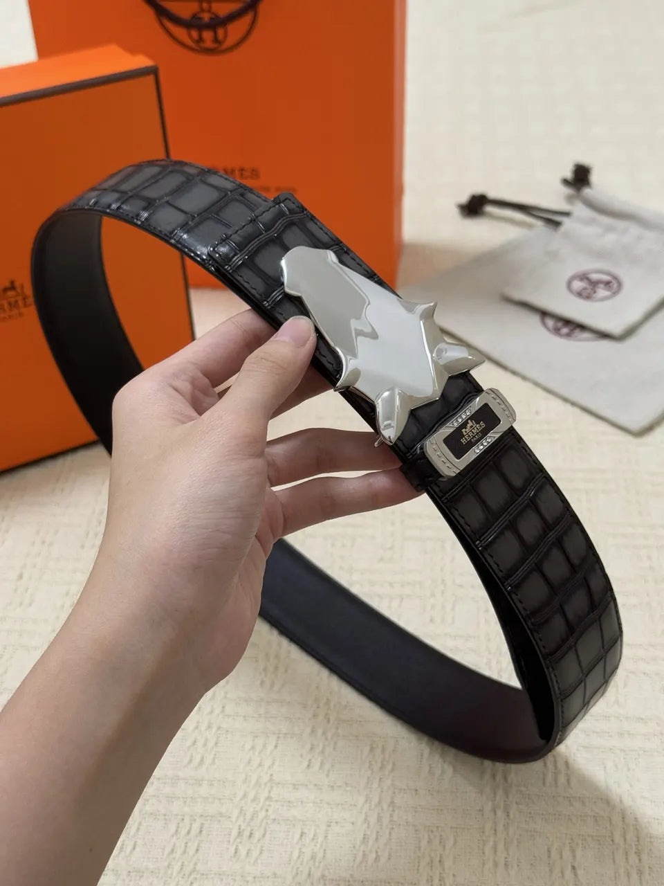 silver bull Hermes Black Alligator Belt - Hình 4