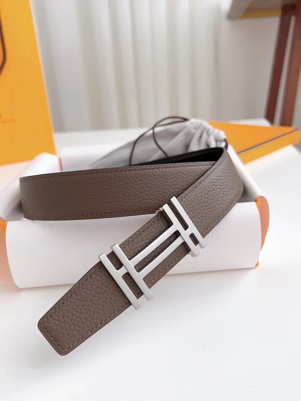 Hermes Taupe Leather Belt silver buckle - Hình 2