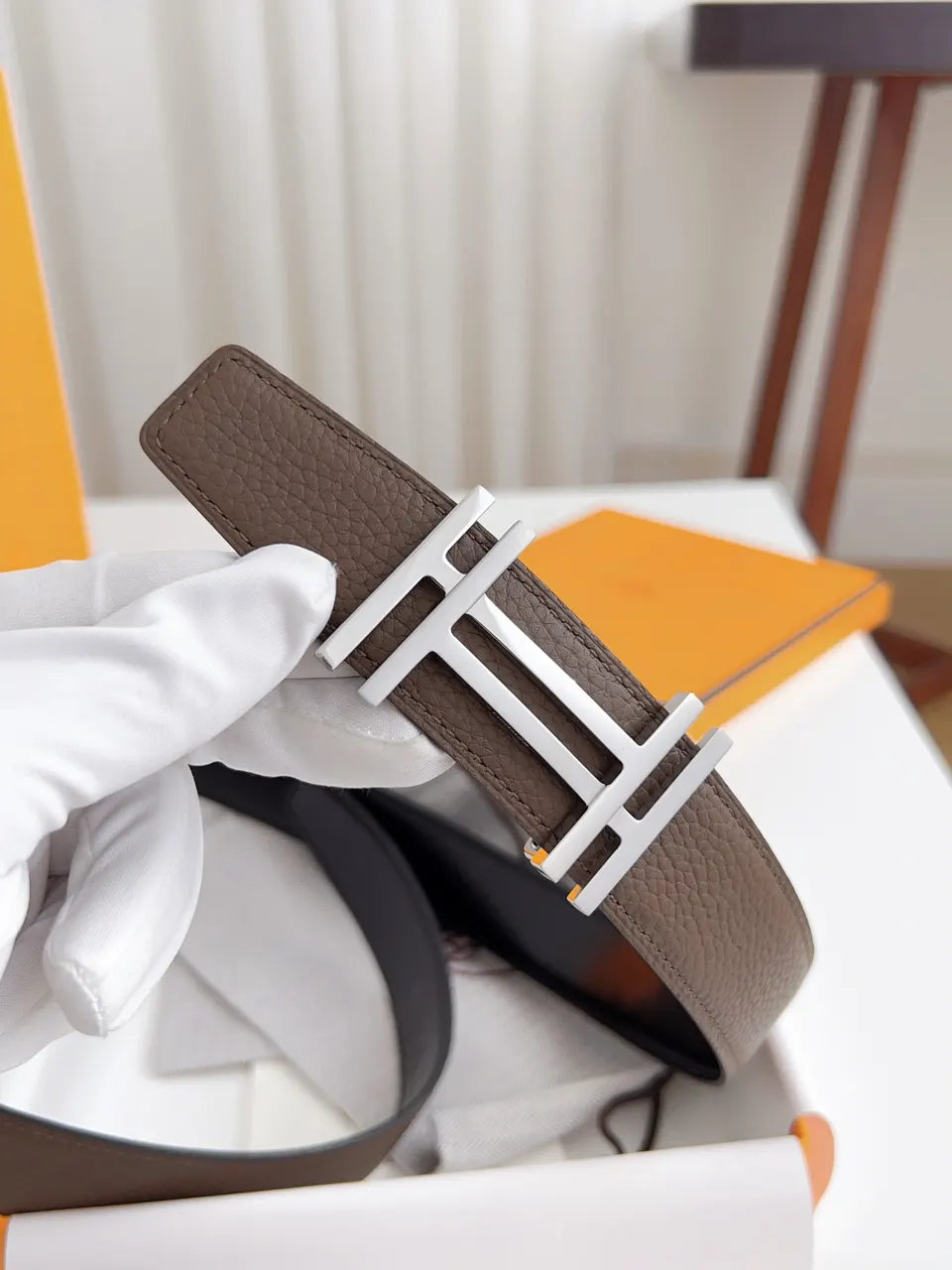 Hermes Taupe Leather Belt silver buckle - Hình 4