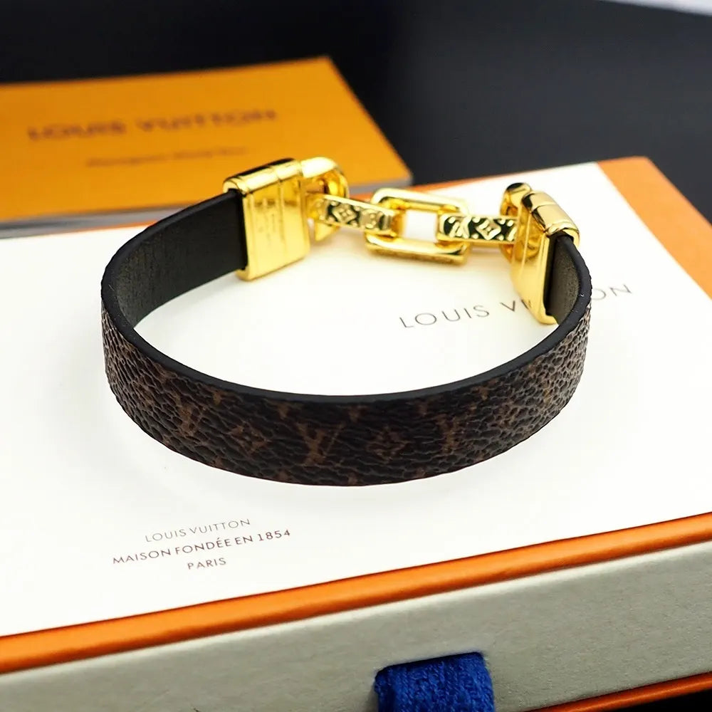 Louis Vuitton Premium Leather Chain Bracelet - Hình 5