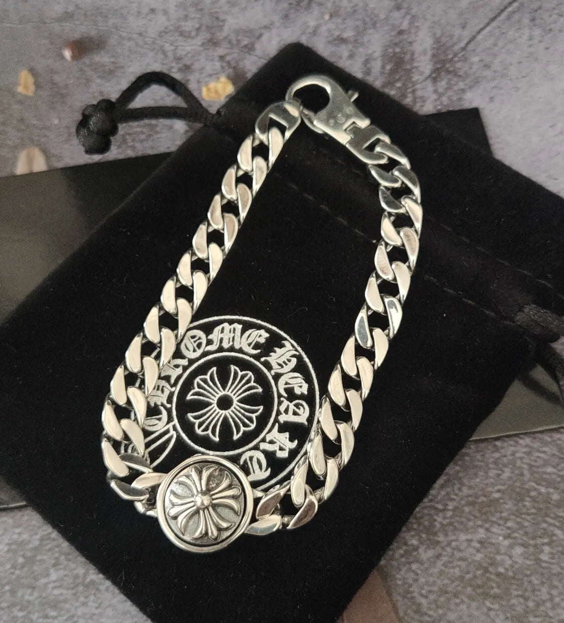 Premium Sterling Silver Chain Bracelet with Unique Emblems - Hình 3