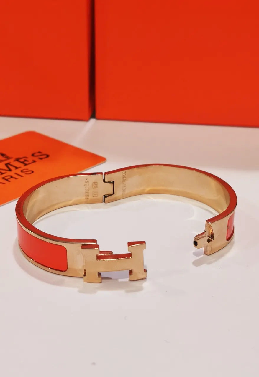 Premium Enamel H Bracelet Gold Plated - Hình 2