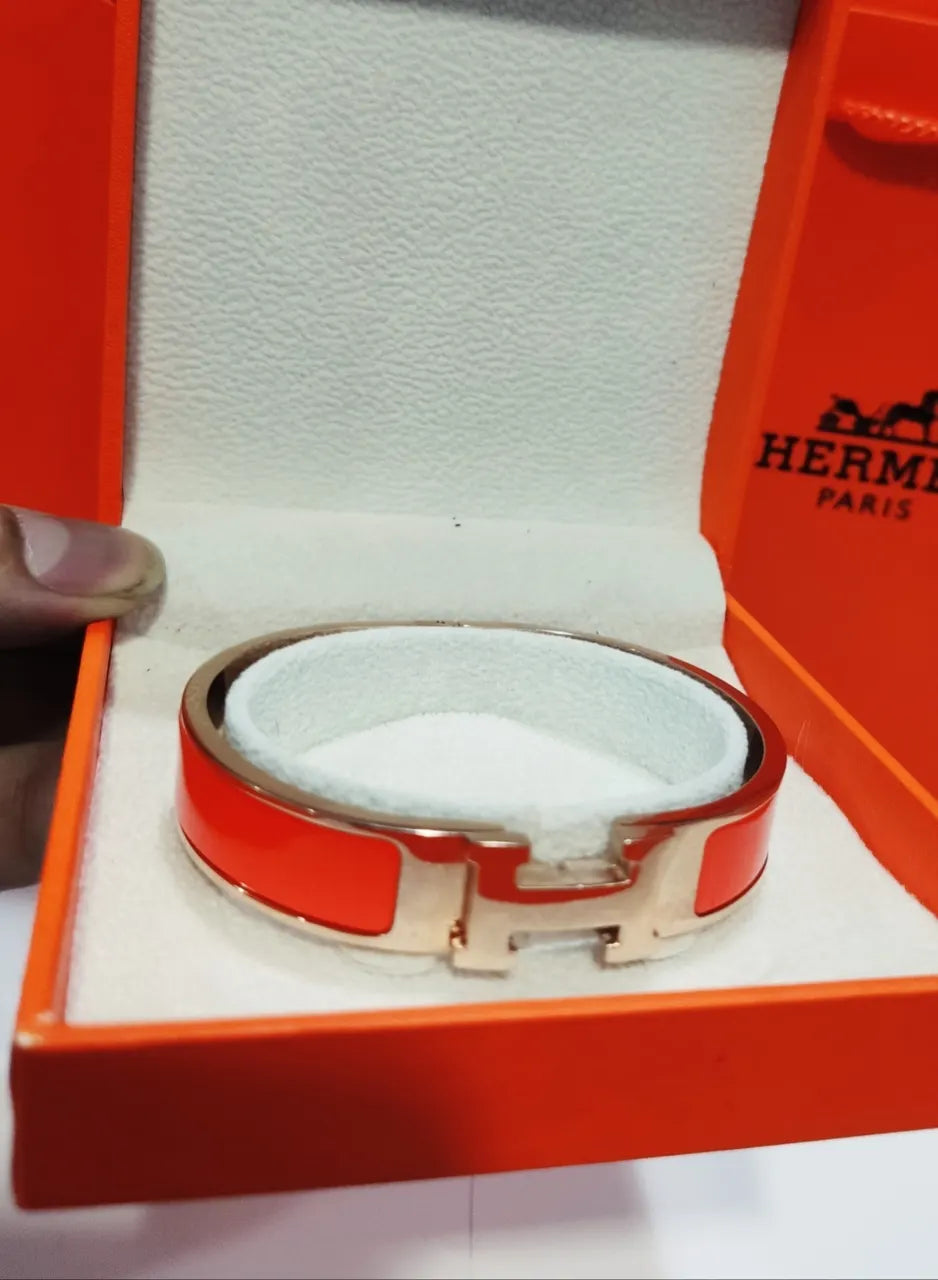Premium Enamel H Bracelet Gold Plated - Hình 8