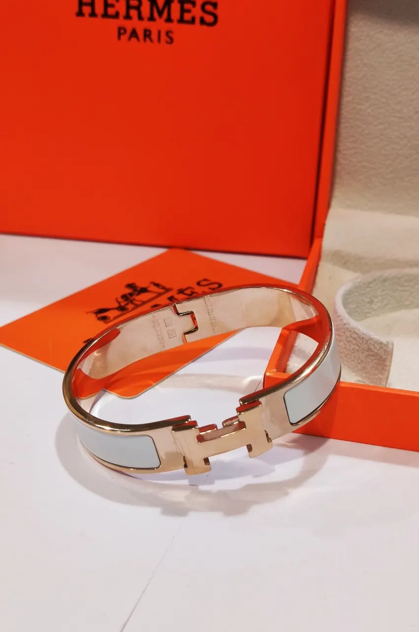 Hermes Clic H Bracelet White Gold - Hình 2