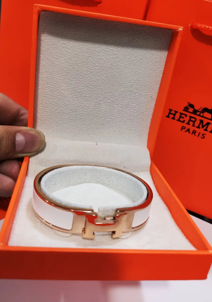 Hermes Clic H Bracelet White Gold - Hình 4