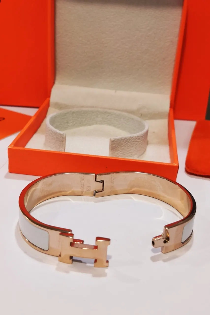 Hermes Clic H Bracelet White Gold - Hình 7