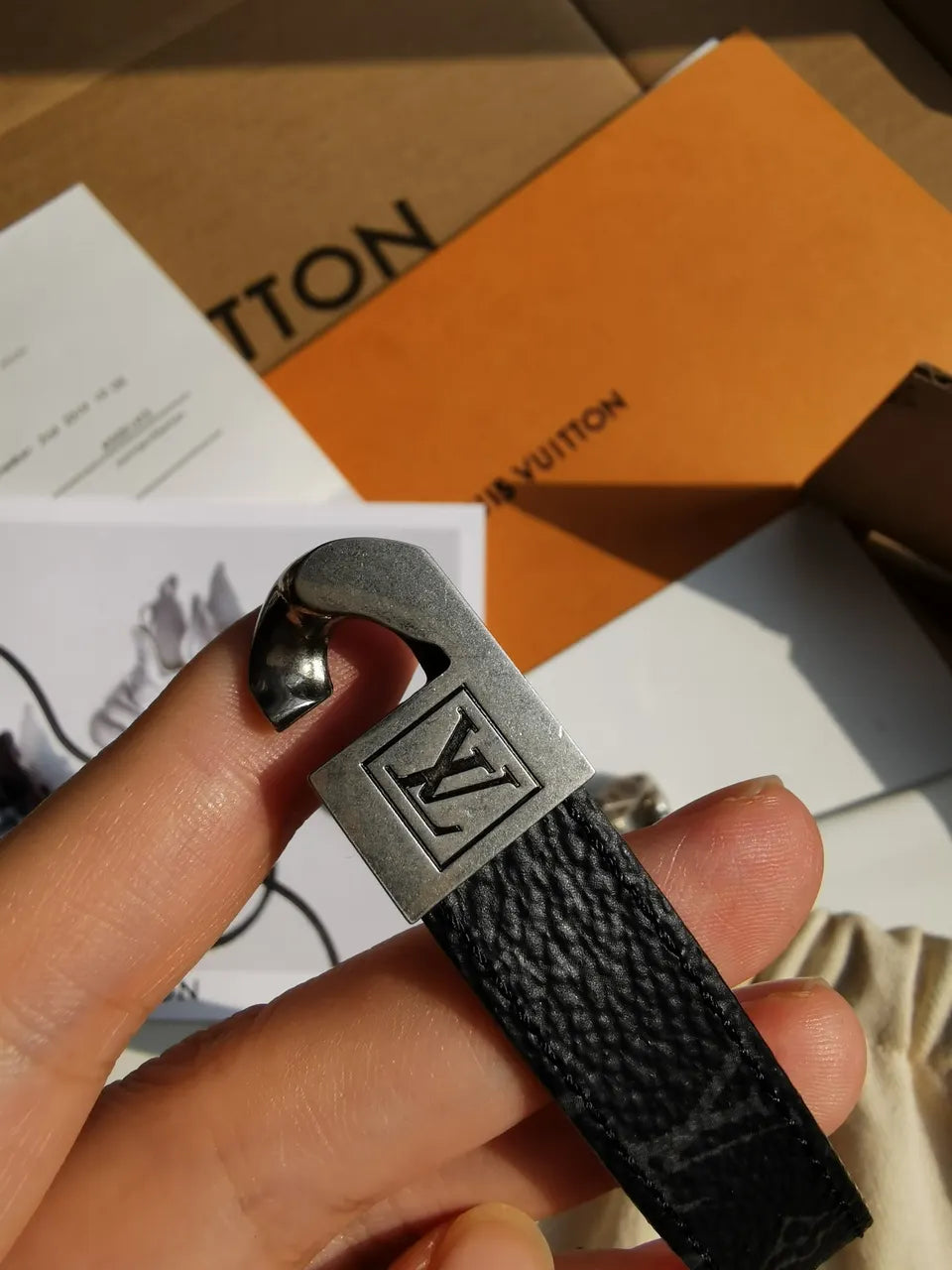 LV Chain Links Bracelet Premium Quality - Hình 2