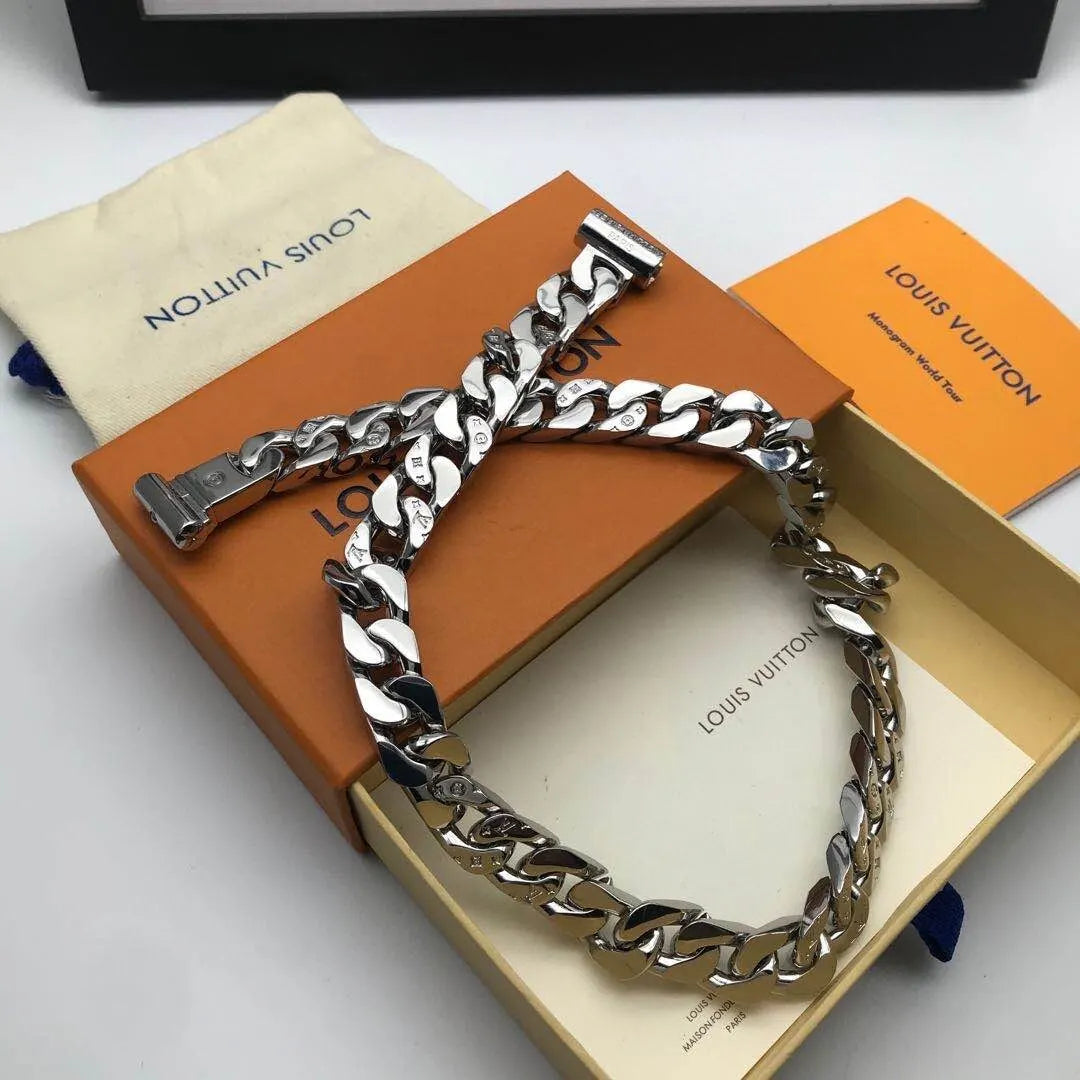 bold Louis Vuitton Silver Chain Link Necklace
