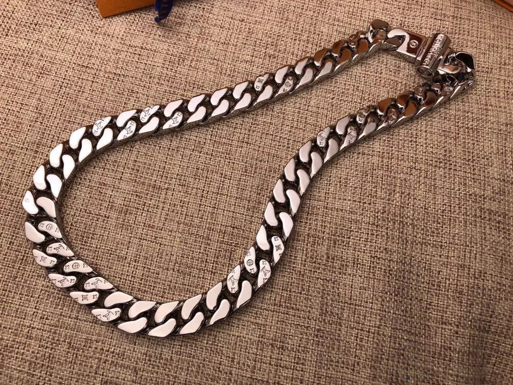 bold Louis Vuitton Silver Chain Link Necklace - Hình 7