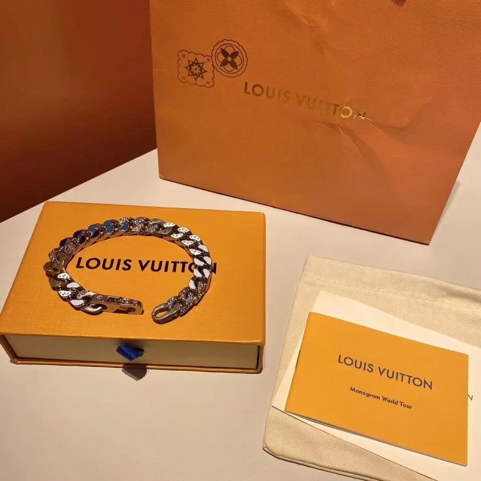 Louis Vuitton Premium Chain Bracelet - Hình 5