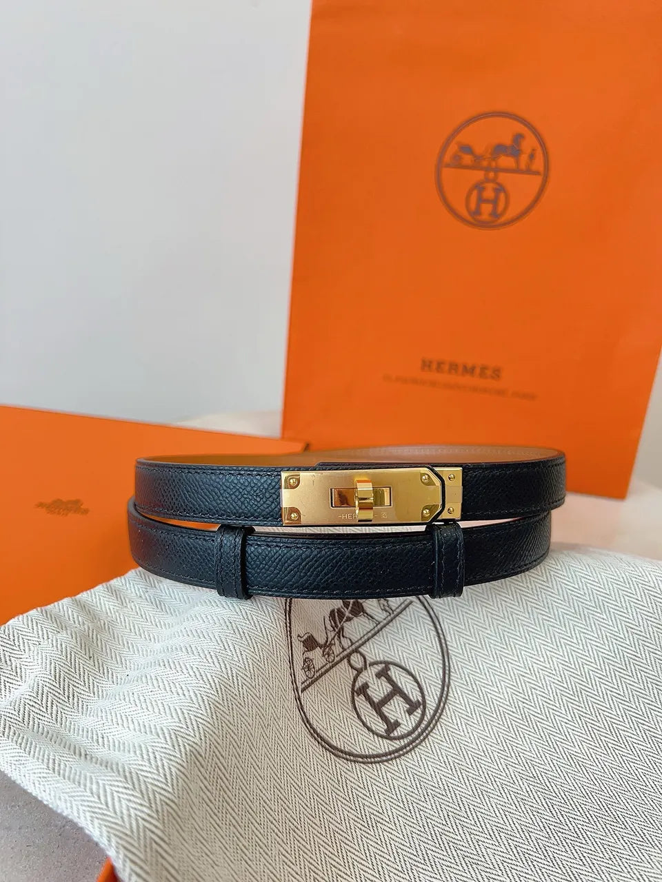 buckle Hermes Black Leather Kelly Belt - Hình 3