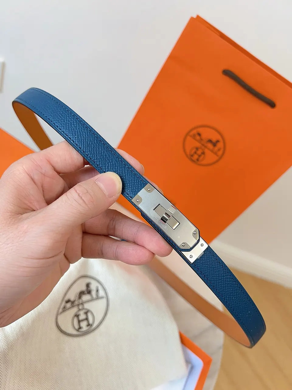Hermes Blue Leather Kelly Belt - Hình 4