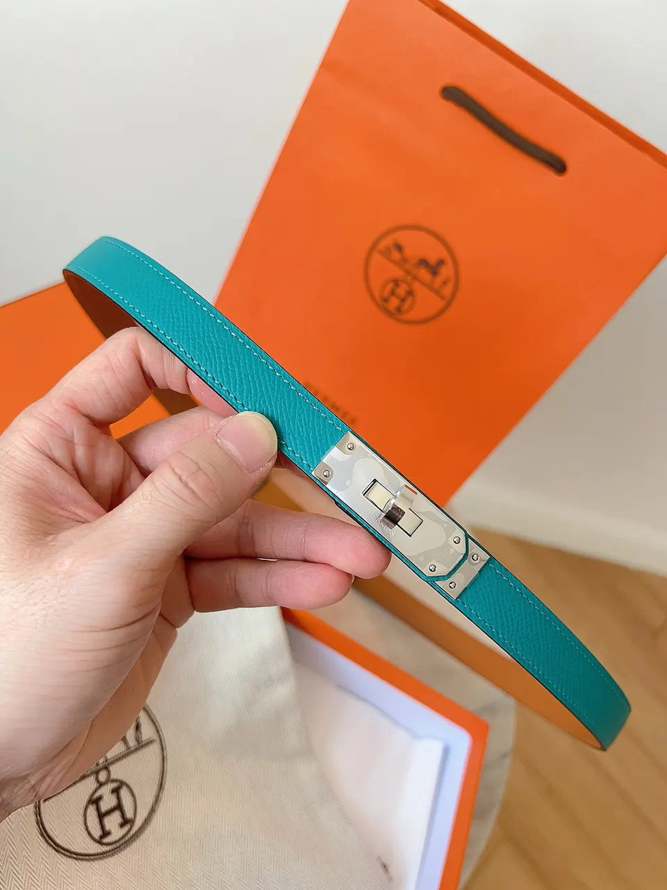 Hermes Turquoise Epsom Bracelet - Hình 5
