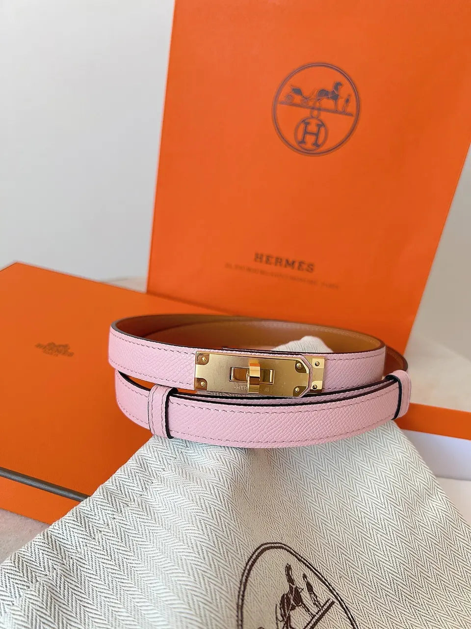 Hermes Pink Leather Kelly Belt - Hình 3
