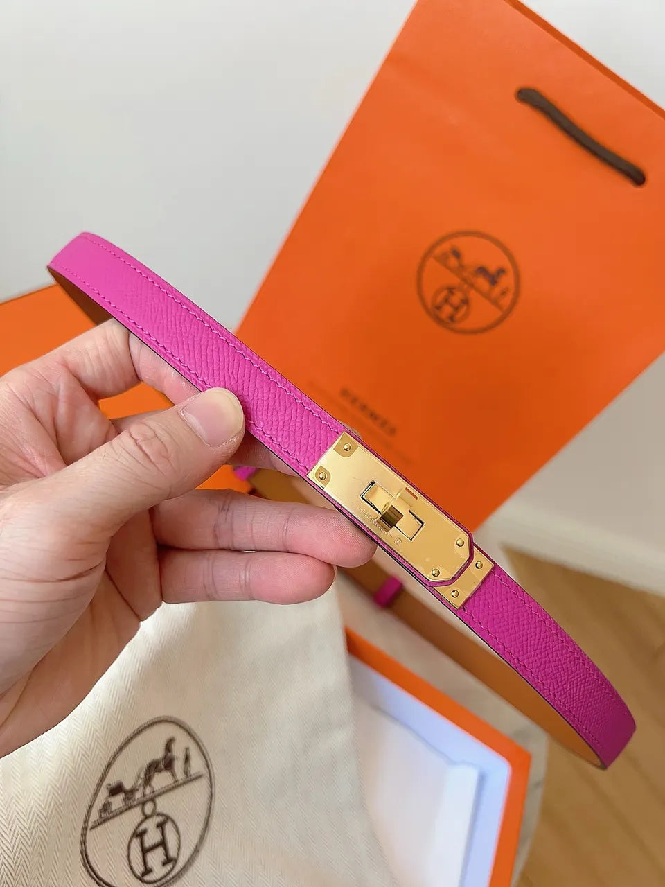 gold Hermes Fuchsia Leather Belt