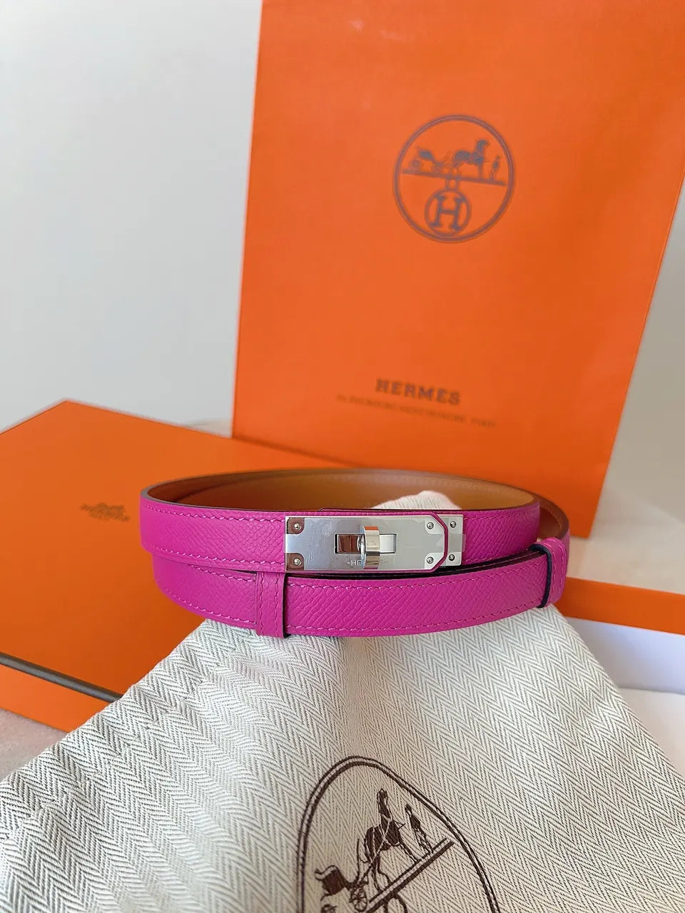 gold Hermes Fuchsia Leather Belt - Hình 3