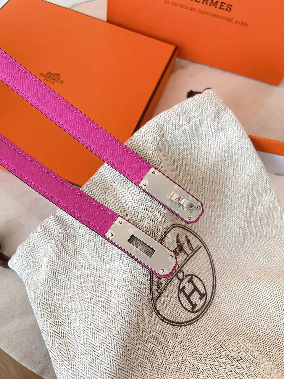 gold Hermes Fuchsia Leather Belt - Hình 5