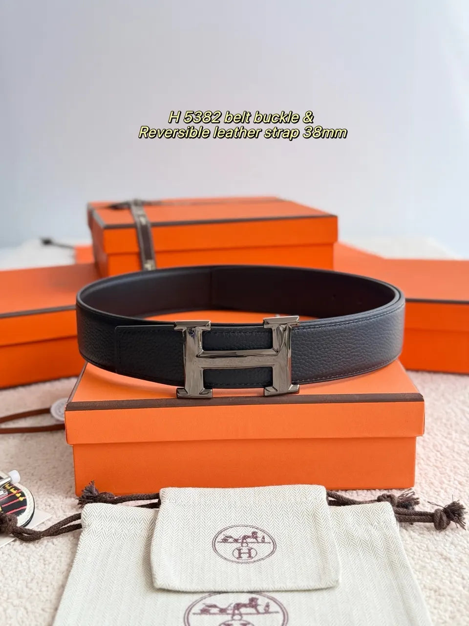 Hermes H5382 Black Reversible Leather Belt - Hình 2