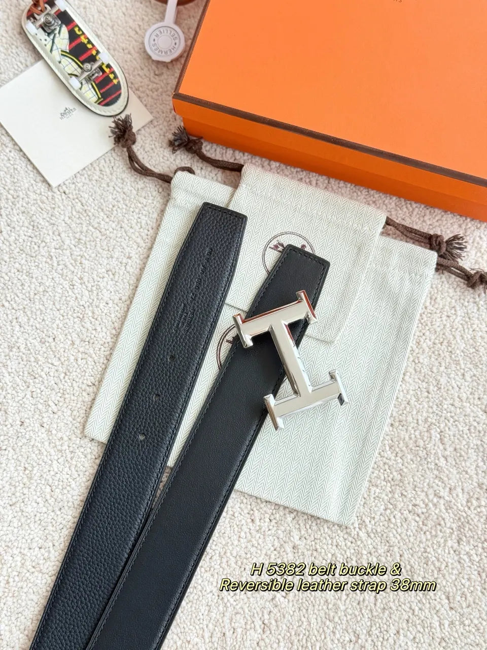Hermes H5382 Black Reversible Leather Belt
