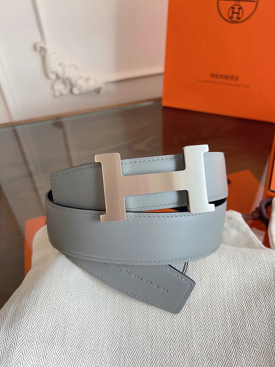 silver buckle Hermes Grey Leather Belt - Hình 2
