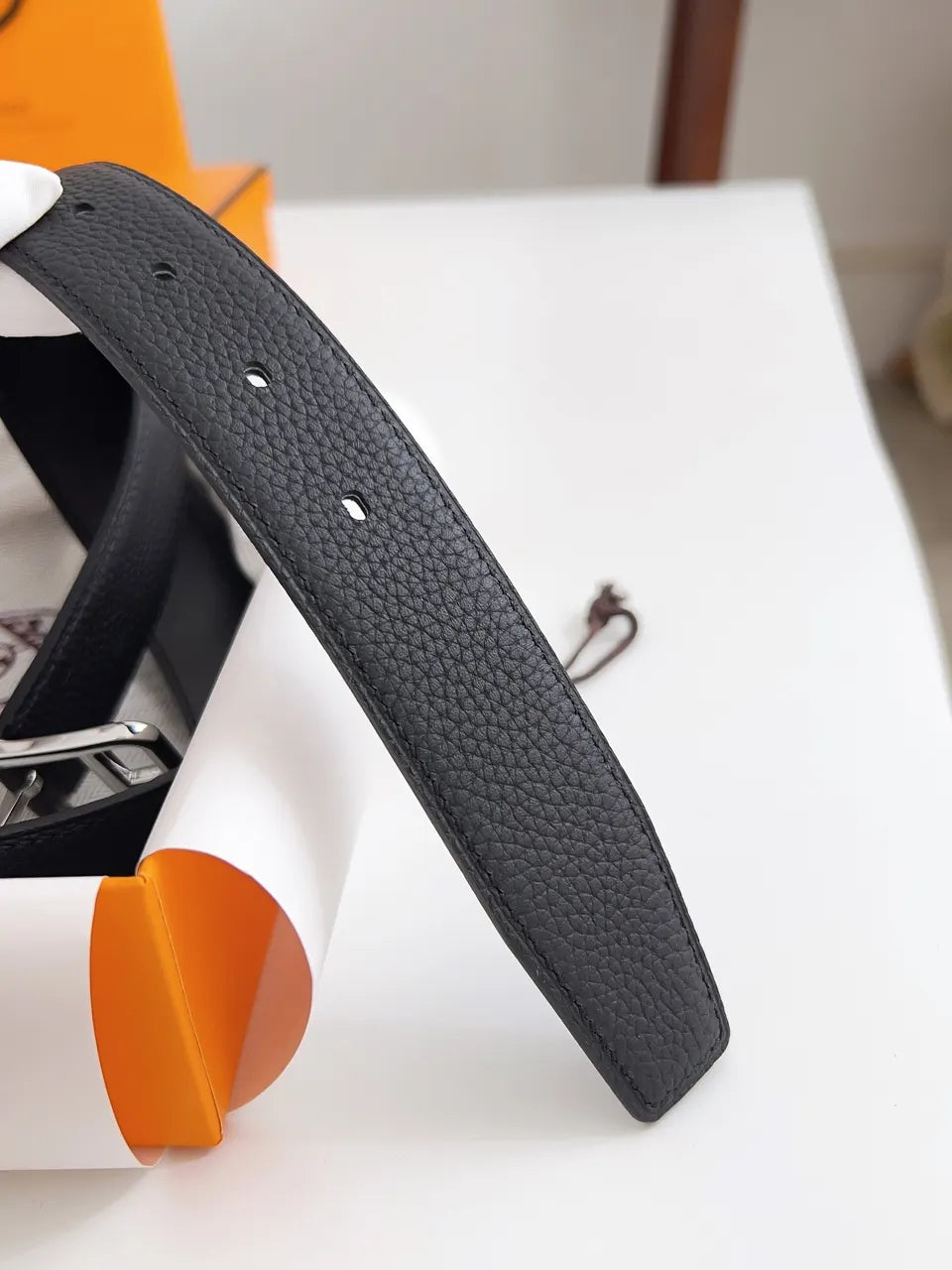 silver frame Hermes Black Grain Leather Belt - Hình 5