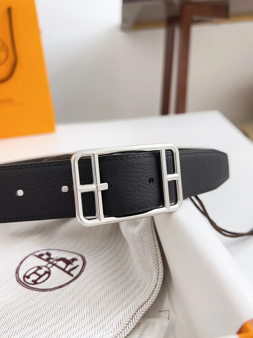 silver frame Hermes Black Grain Leather Belt - Hình 9