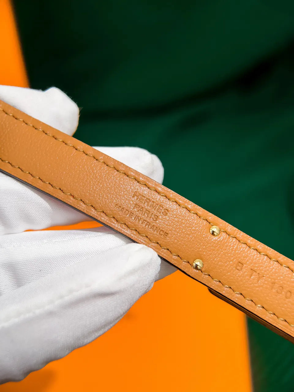Hermes Red Leather Gold Buckle Belt - Hình 4