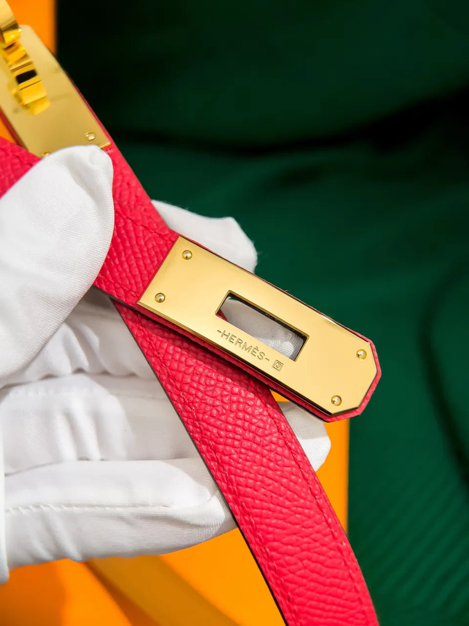 Hermes Red Leather Gold Buckle Belt - Hình 5