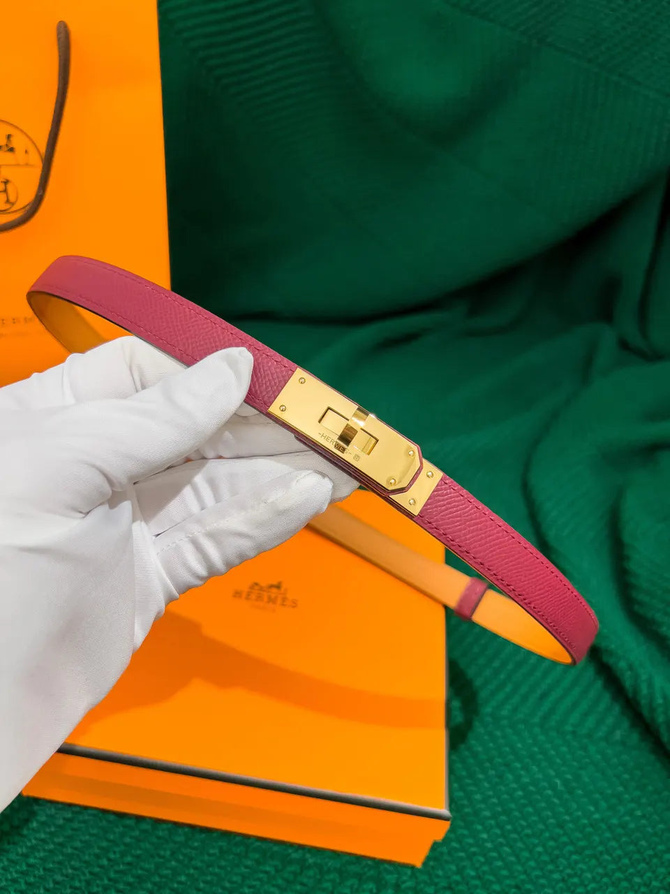 Hermes Fuchsia Leather Belt