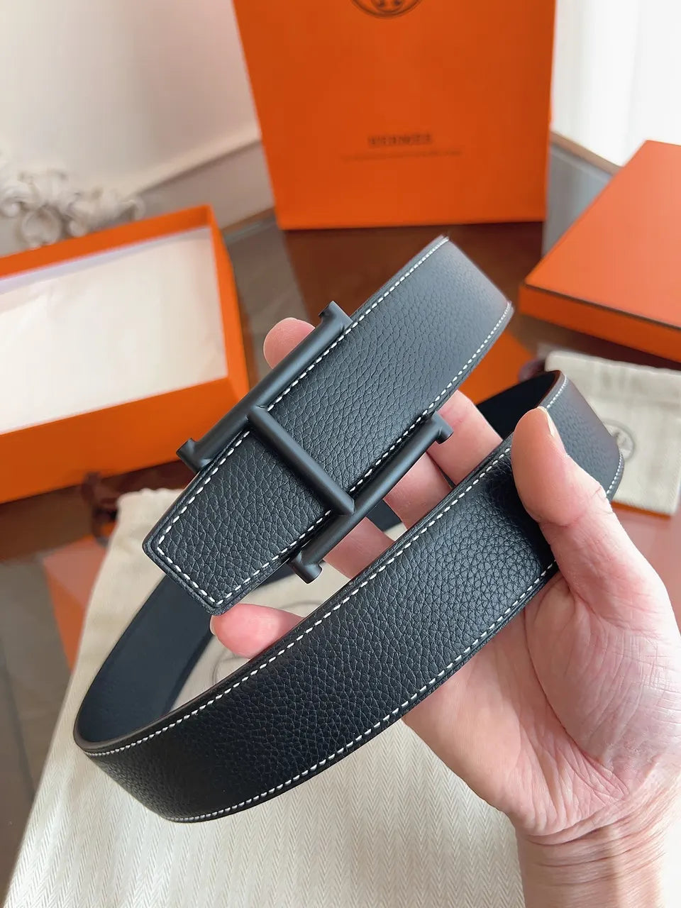 signature Hermes Matte Black Leather Belt - Hình 8