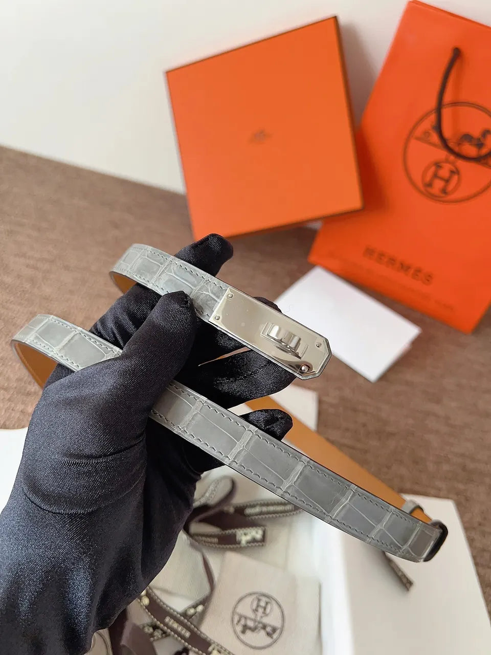 Hermes Alligator Gray Leather Belt - Hình 2