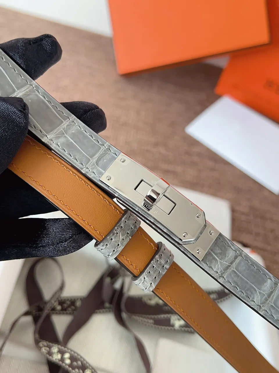 Hermes Alligator Gray Leather Belt - Hình 3
