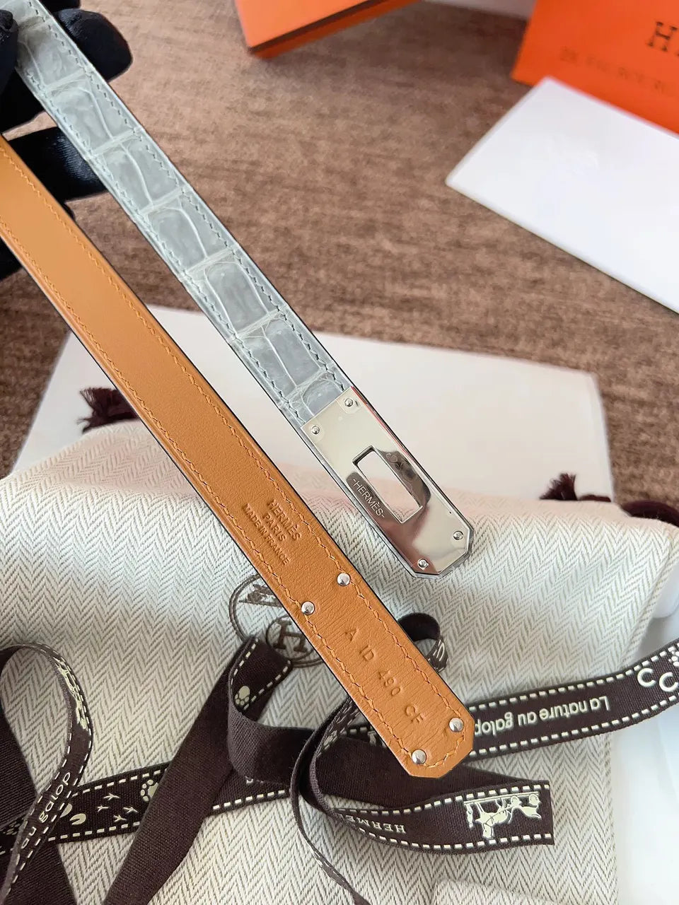 Hermes Alligator Gray Leather Belt - Hình 4