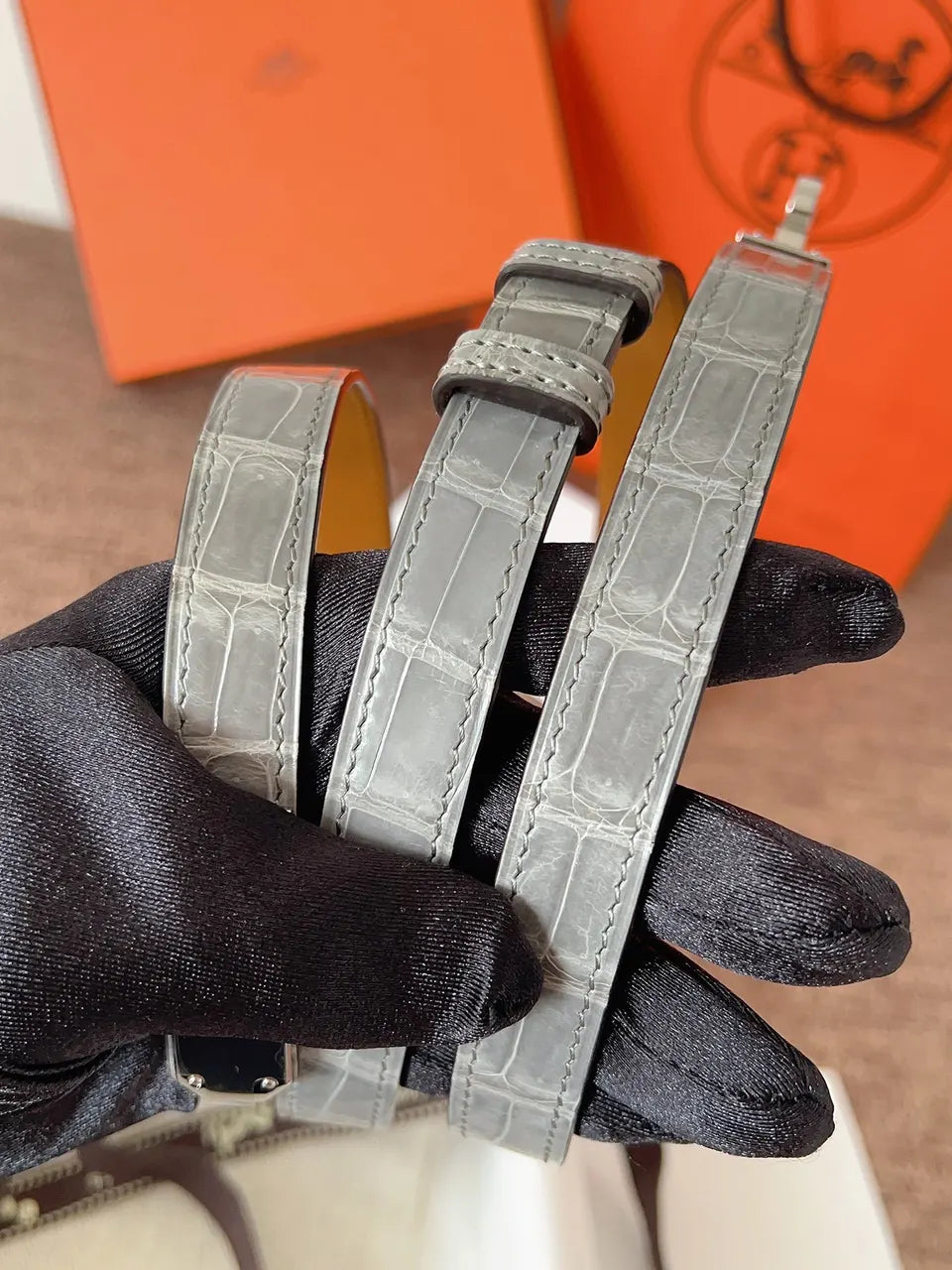 Hermes Alligator Gray Leather Belt - Hình 6