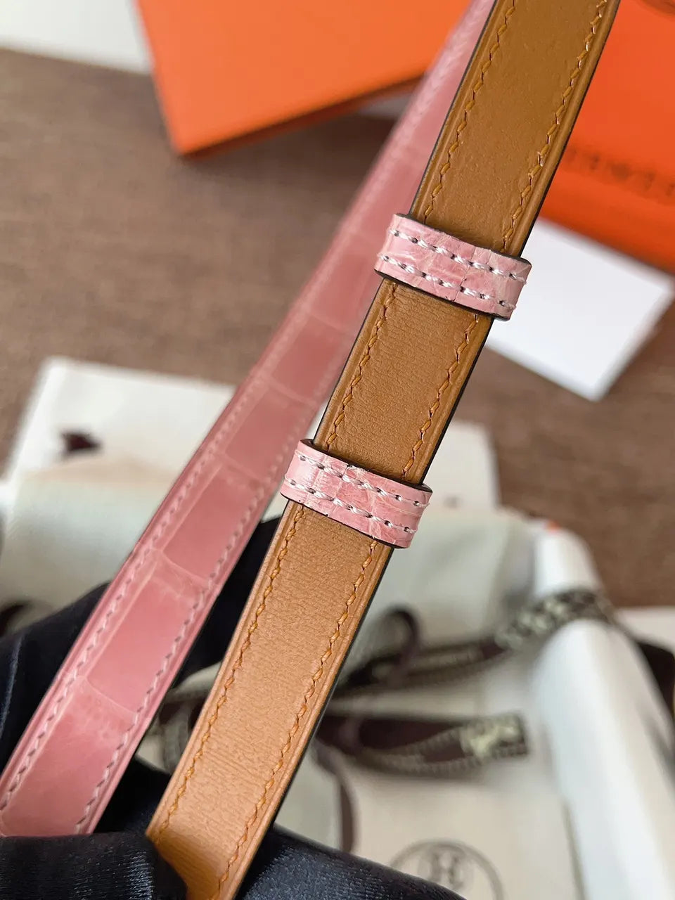 Hermes Rose Azalée Alligator Belt - Hình 7