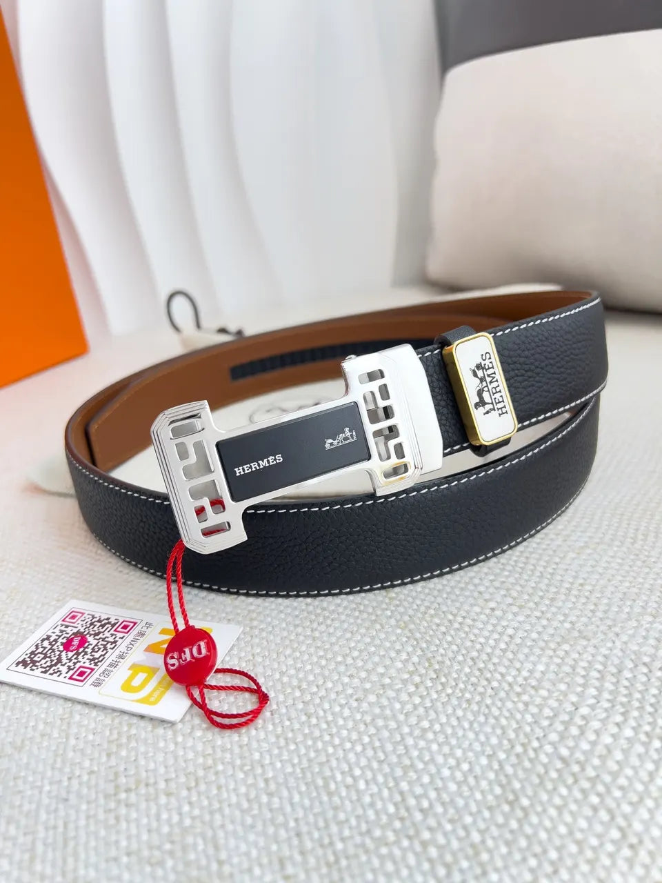 Hermes Gold T Buckle Belt - Hình 3
