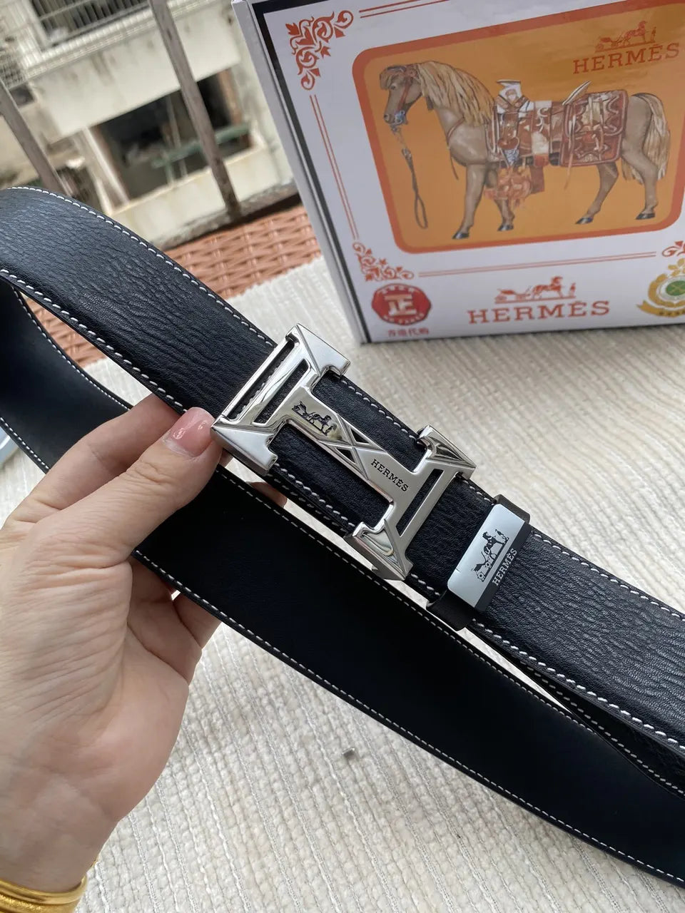 Hermes Silver Buckle Black Leather Belt - Hình 4