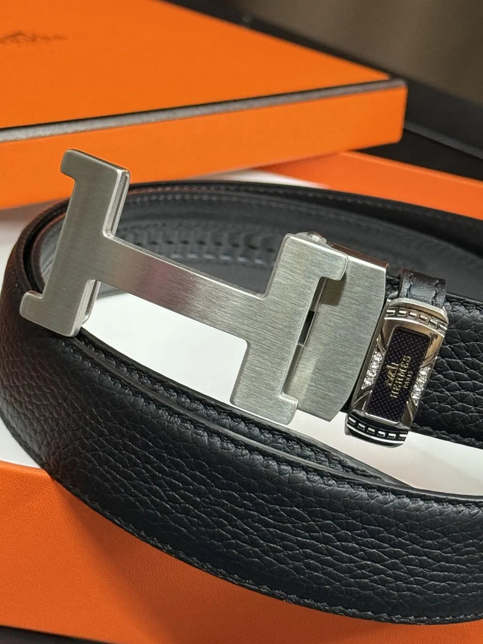 Hermes Black Leather Diamond Belt - Hình 2