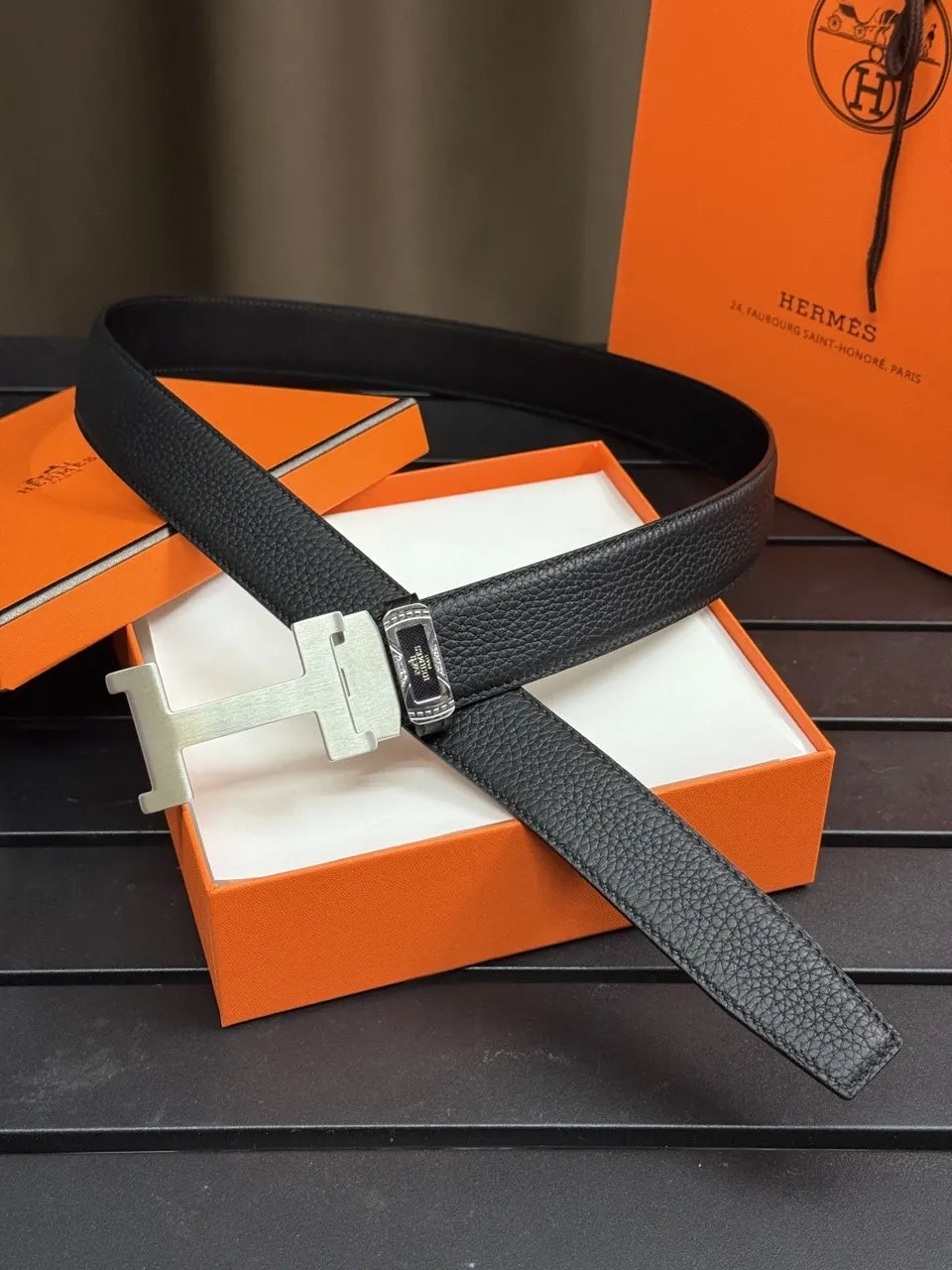 Hermes Black Leather Diamond Belt - Hình 4