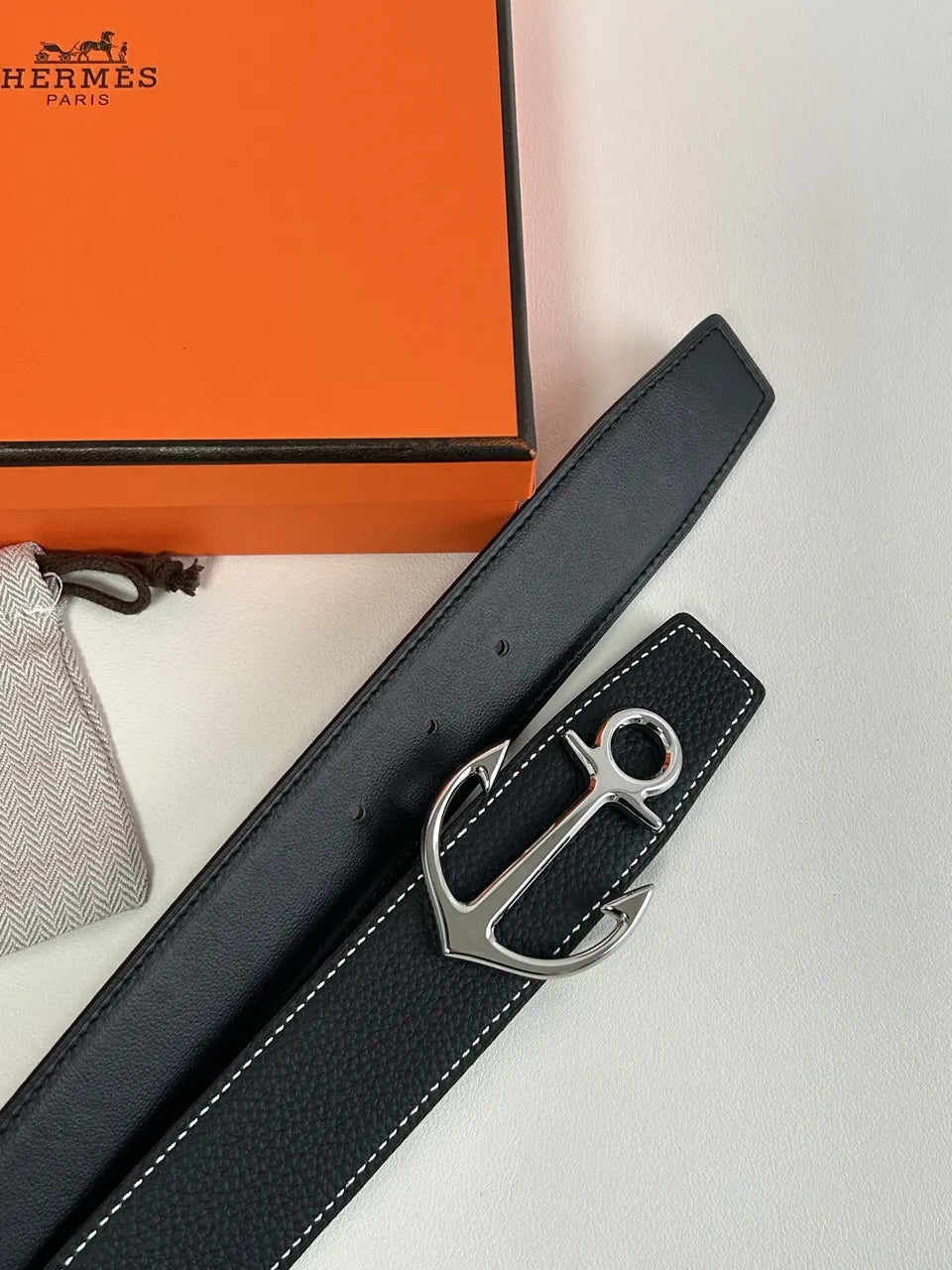 Hermes Anchor Buckle Belt Black - Hình 2