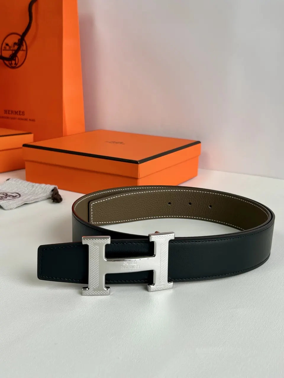 gold Hermes Taupe Black Reversible Belt - Hình 6