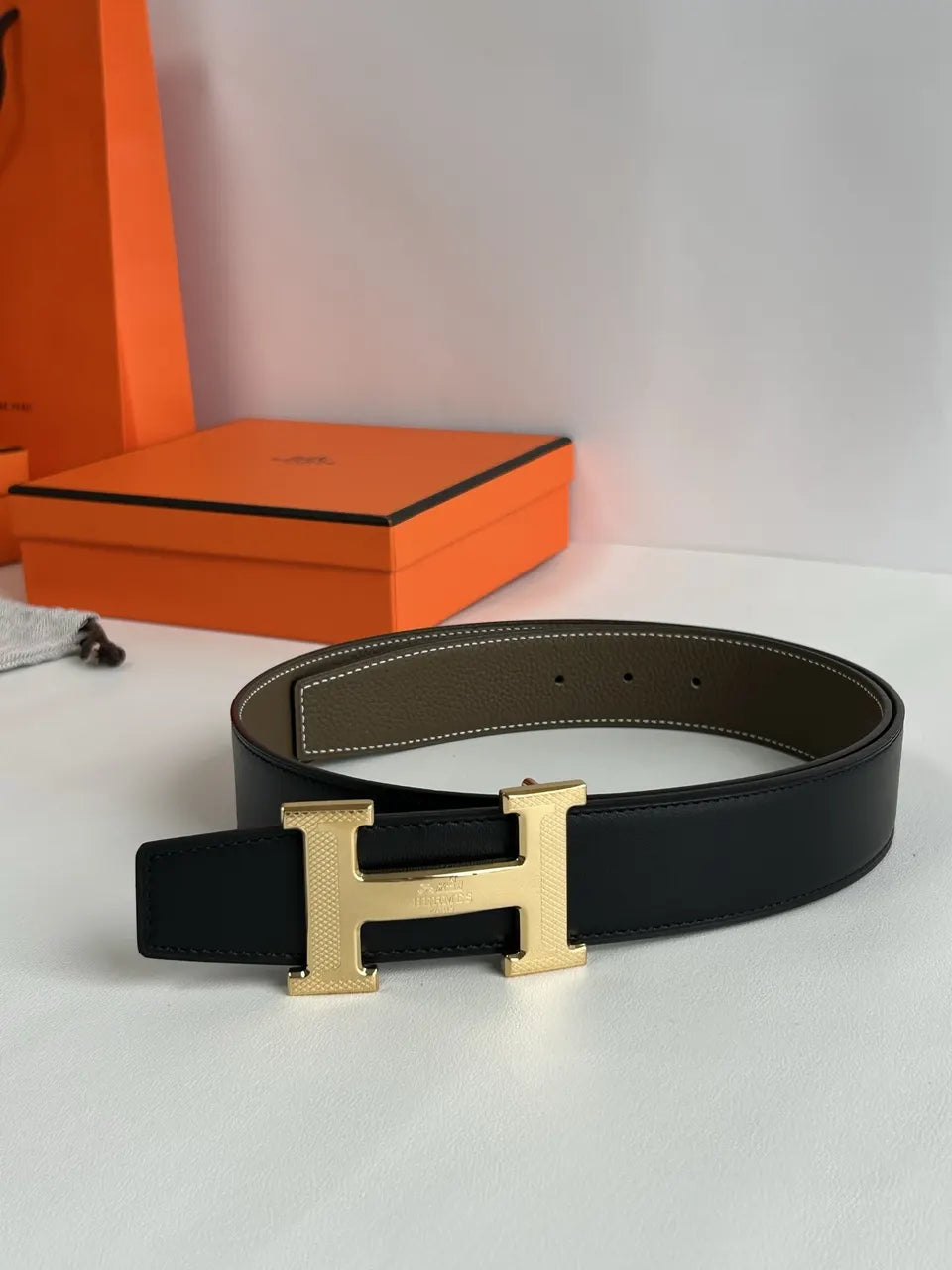gold Hermes Taupe Black Reversible Belt - Hình 9