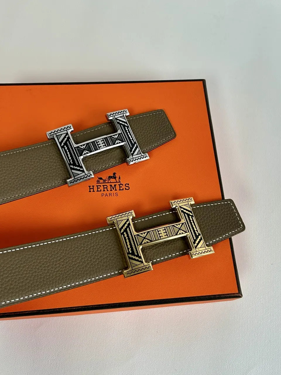 ethnic Hermes Taupe Leather Belt