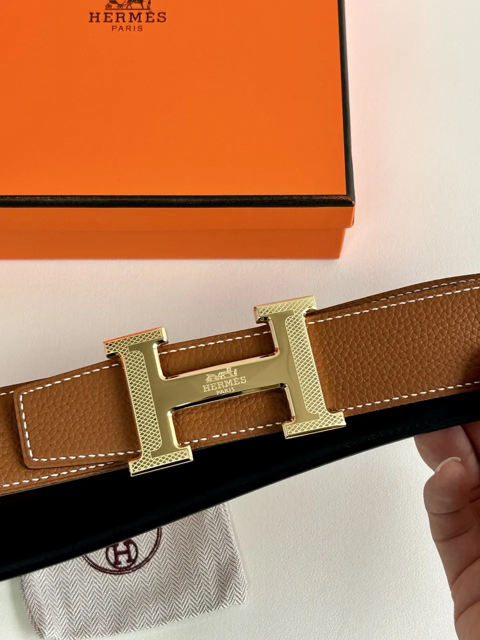 Hermes Gold H Buckle Tan/Black Leather Belt - Hình 3
