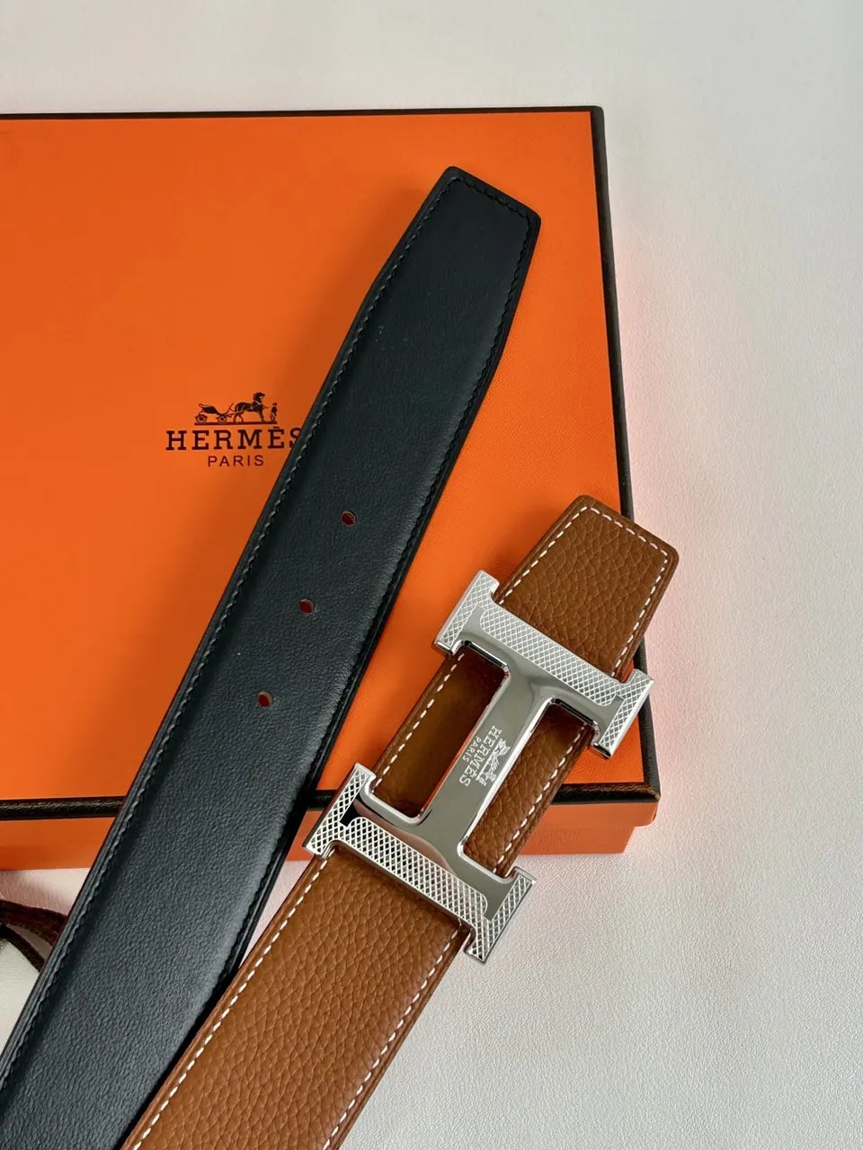 Hermes Gold H Buckle Tan/Black Leather Belt - Hình 8